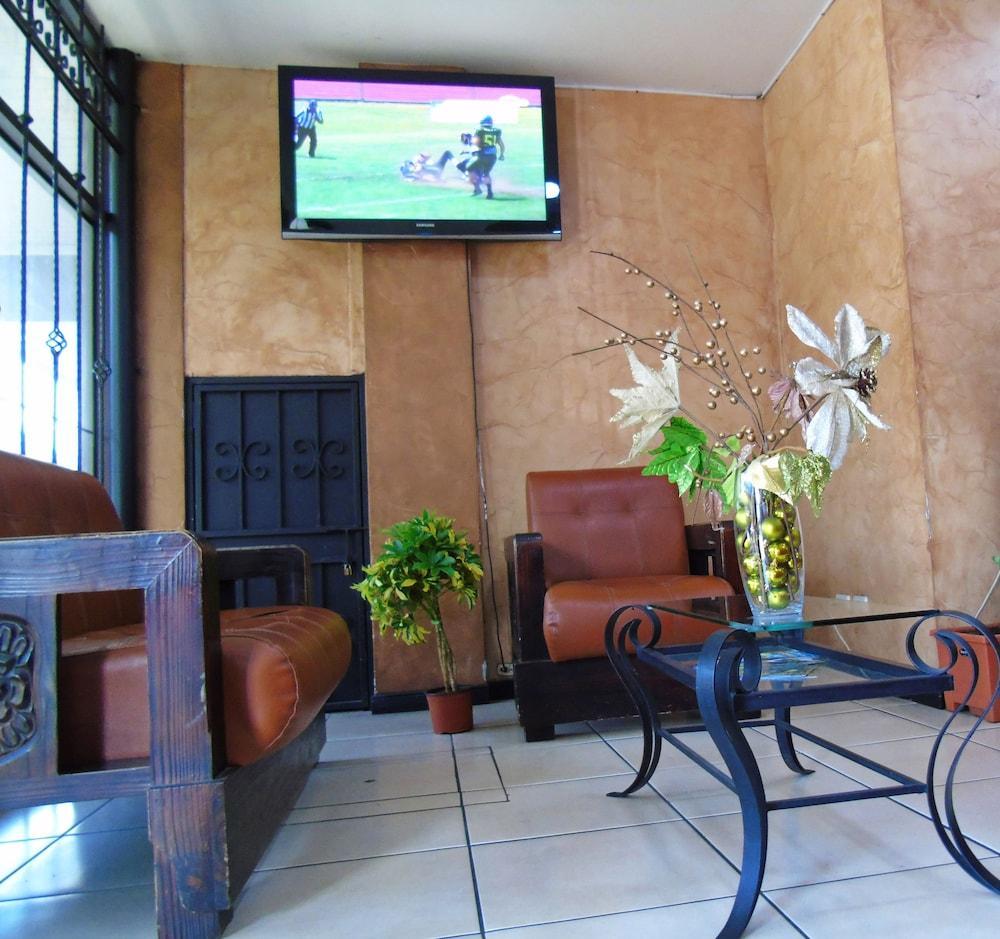 Hotel Quinta Avenida Сан Хосе Екстериор снимка