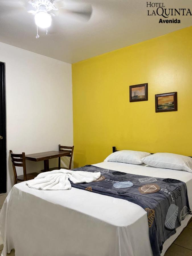 Hotel Quinta Avenida Сан Хосе Екстериор снимка