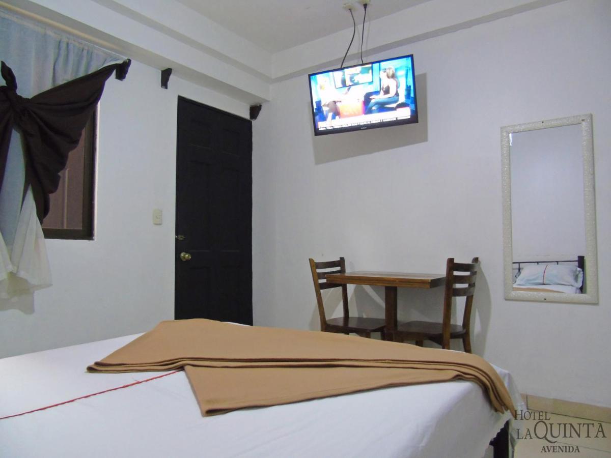 Hotel Quinta Avenida Сан Хосе Екстериор снимка